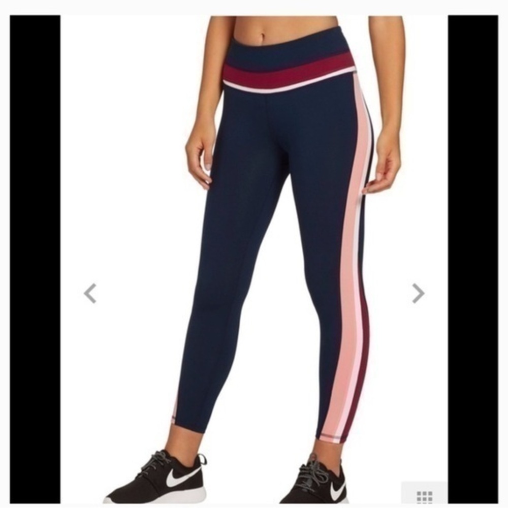 DSG Women's Performance Fashion
7/8 Size Small